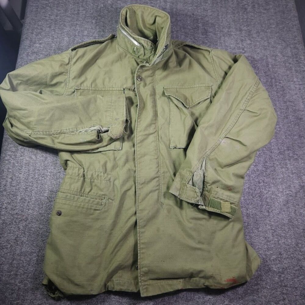 Vintage US Army Jacket Mens Medium Olive M-65 OG 107 Field Coat Military 70s